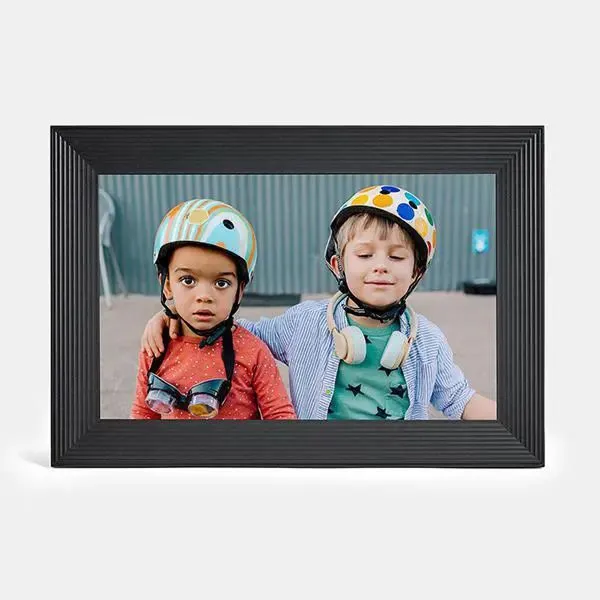 4. Aura Mason Digital Photo Frame